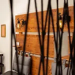 San Francesco Lodge&art アパート トリエステ